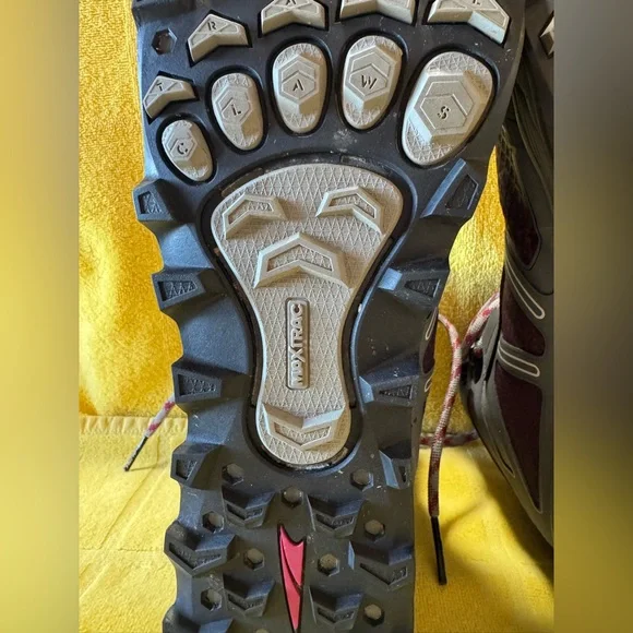 Women’s Altra hiking boots size 10.5 - Picture 12 of 12